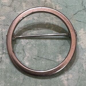 VINTAGE MINIMALIST CIRCLE BROOCH PIN